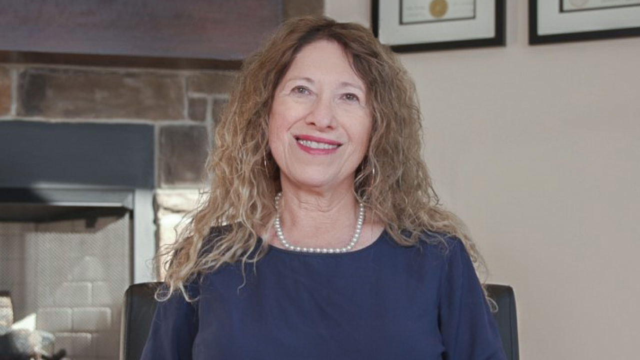 Debbie di testimonial desktop