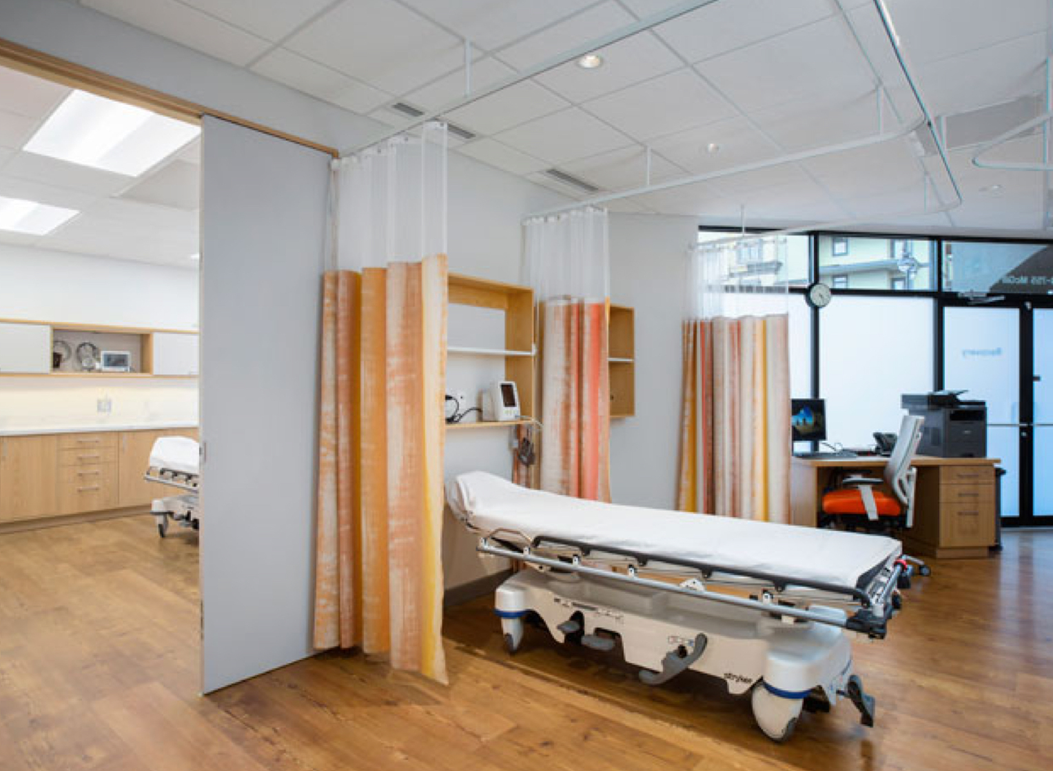 About us office slider 5