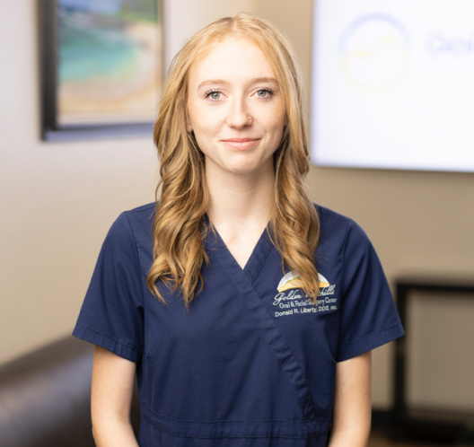 About-staff-photos-Alyssa_SA