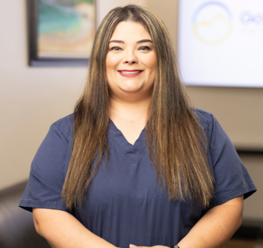 About-staff-photos-MIchelle_FrontDesk_2