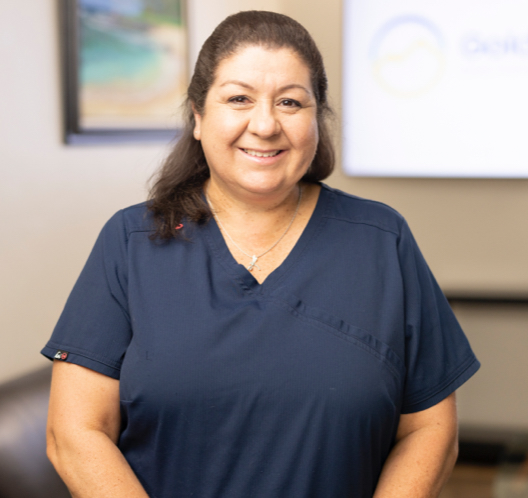 About-staff-photos-Michelle_FrontDesk