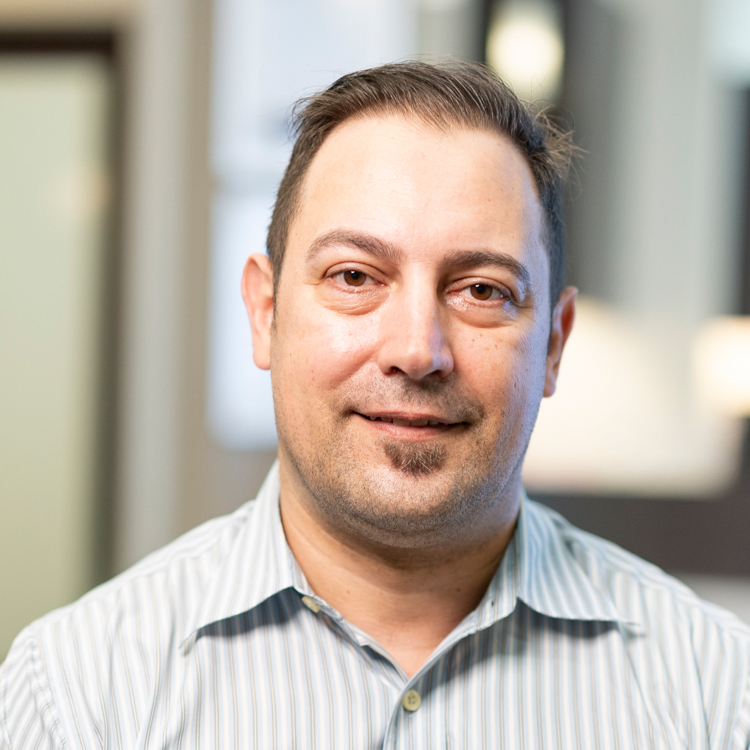 Dr Alexander C. Gavrila DDS facewall