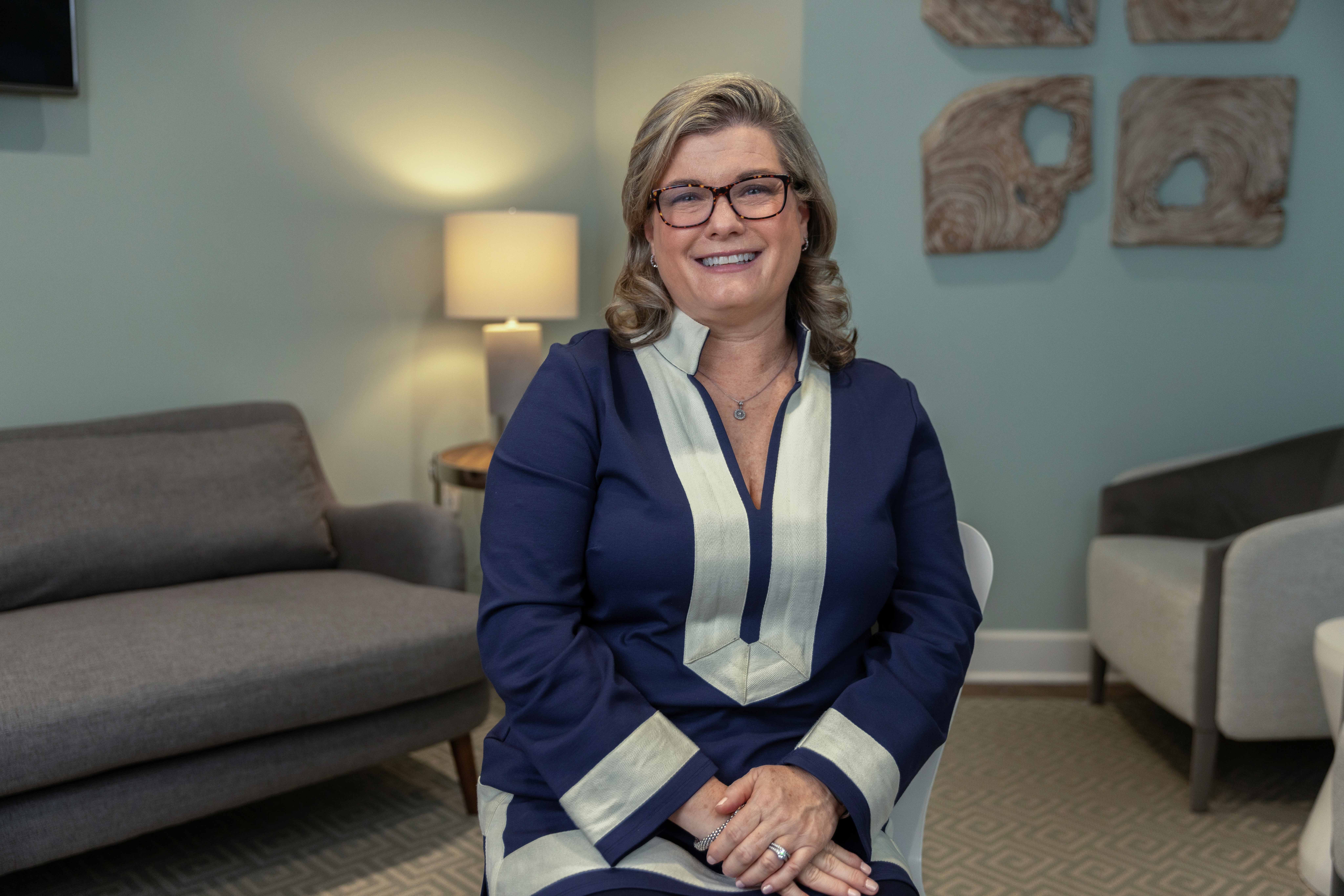 Dr Marilee Williford desktop