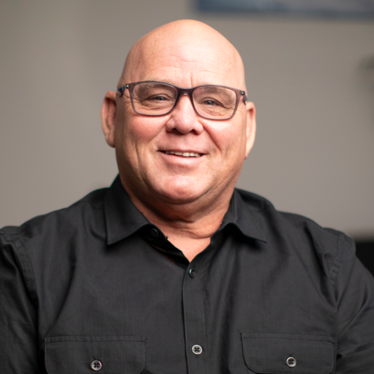 Steve2 all on 4 testimonial facewall