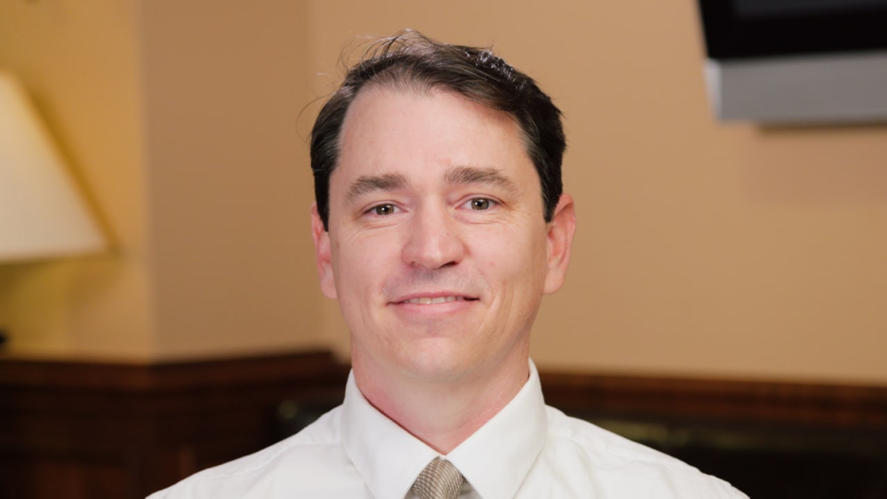 Dr. Sipes refers his patients to Pacific Northwest Oral & Maxillofacial Surgeons