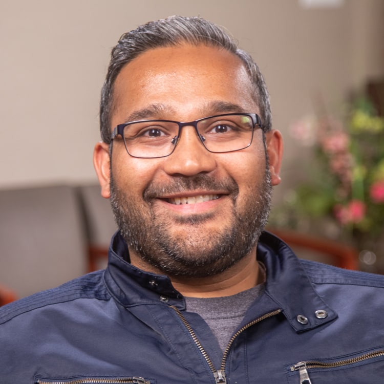 Shyam had an apicoectomy in Middlesex, NJ