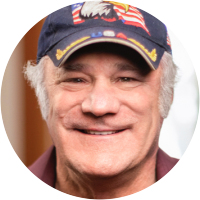 Ken ext di testimonial facewall