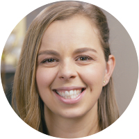 Angela had her wisdom teeth removed in Sonoma, CA