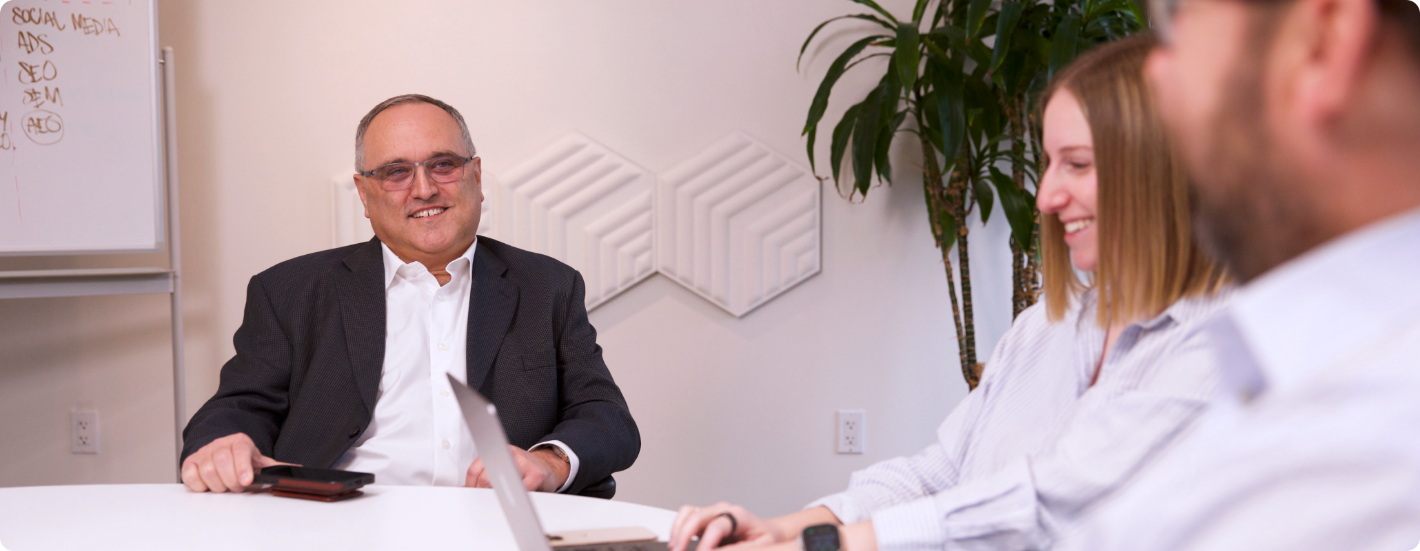 Nuvolum service business strategy hero