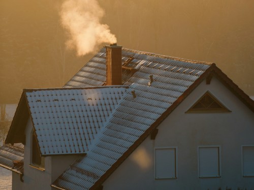 Металлочерепица 0,4 мм: хватит ли для среднеевропейской зимы Металлочерепица 0,4 мм: хватит ли для среднеевропейской зимы
