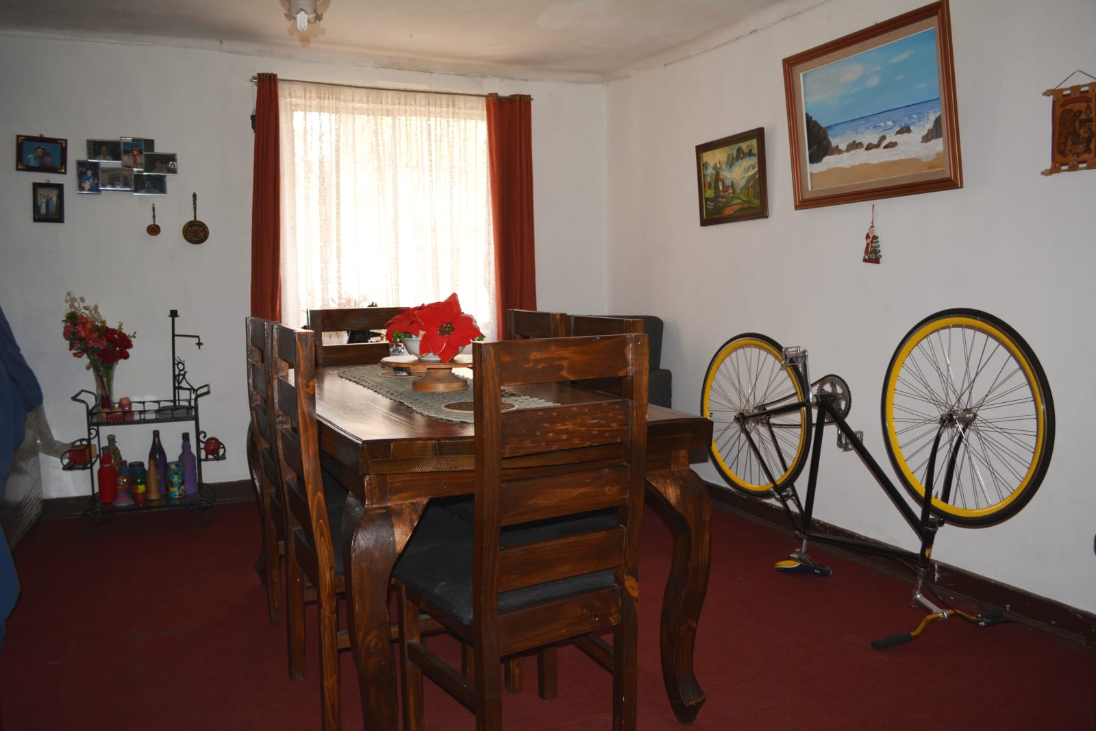 Foto 5 de CASA EN VENTA / 3 DORM-2BAÑOS / PRECIOSO JARDÍN