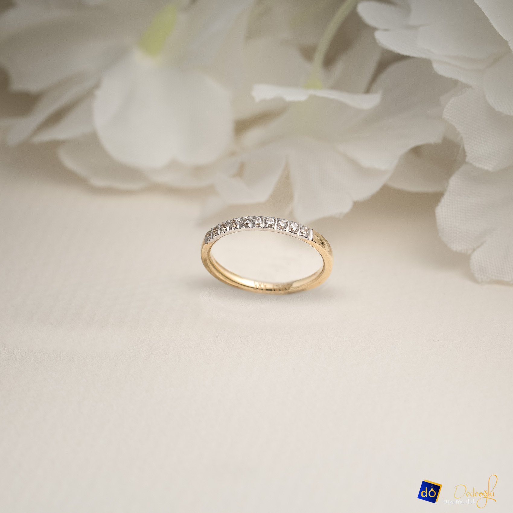 Yarımtur Yüzük