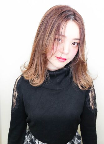 大人可愛いミディアムボブ ヘアカタログ 美容室 Nyny イオンスタイル