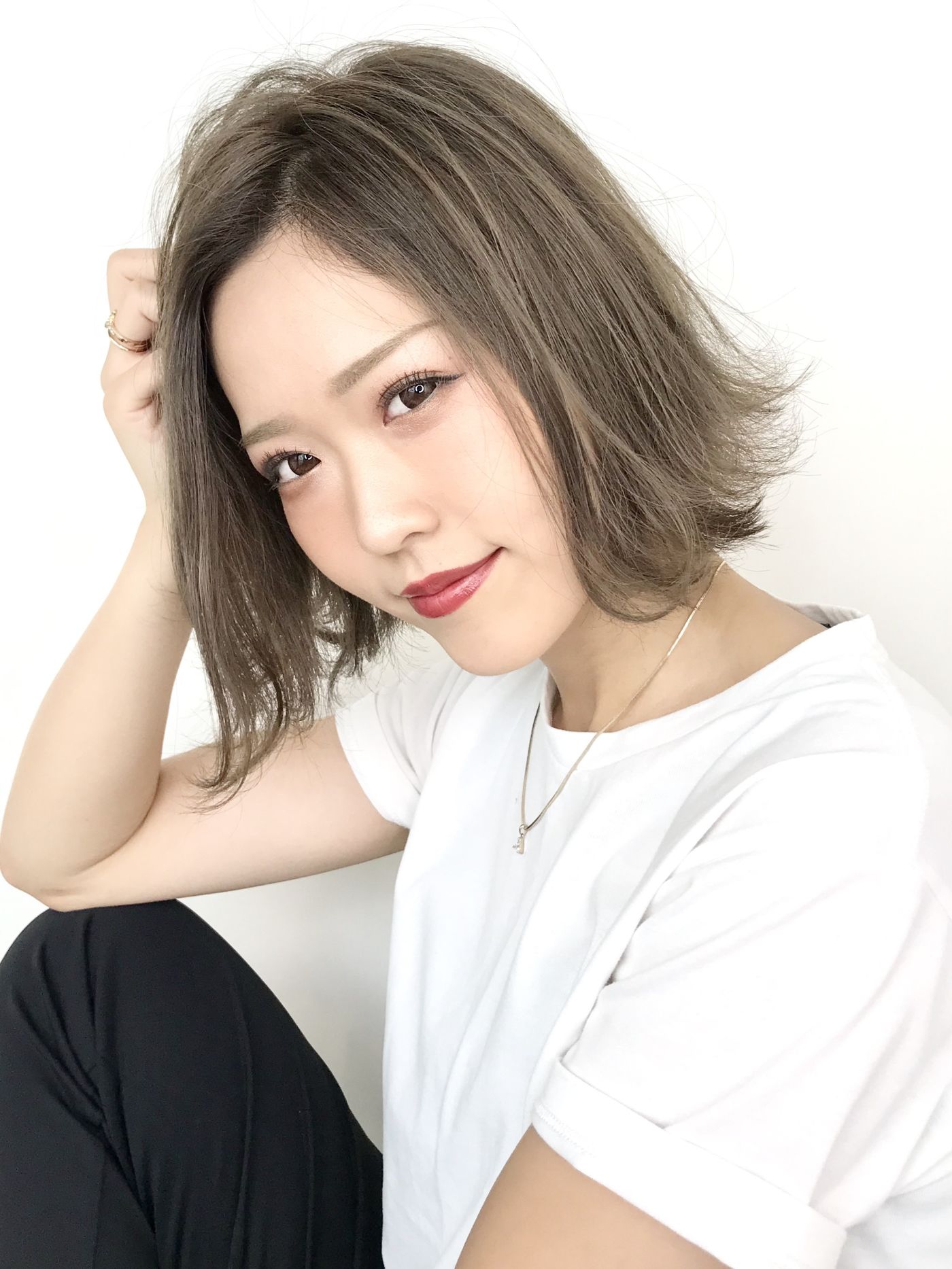 グレージュ