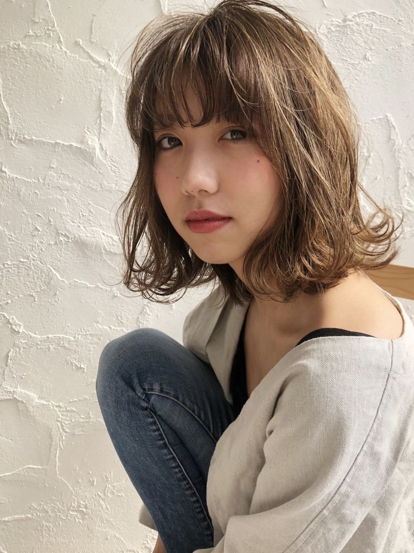 外ハネ×前髪あり