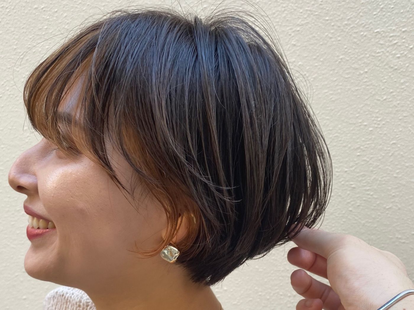 ショートボブにするだけでオシャレ女子になれる理由！！｜コラム 美容室 NYNY Mothers イオン大日店 笹田 秀郷｜ヘアサロン・美容院