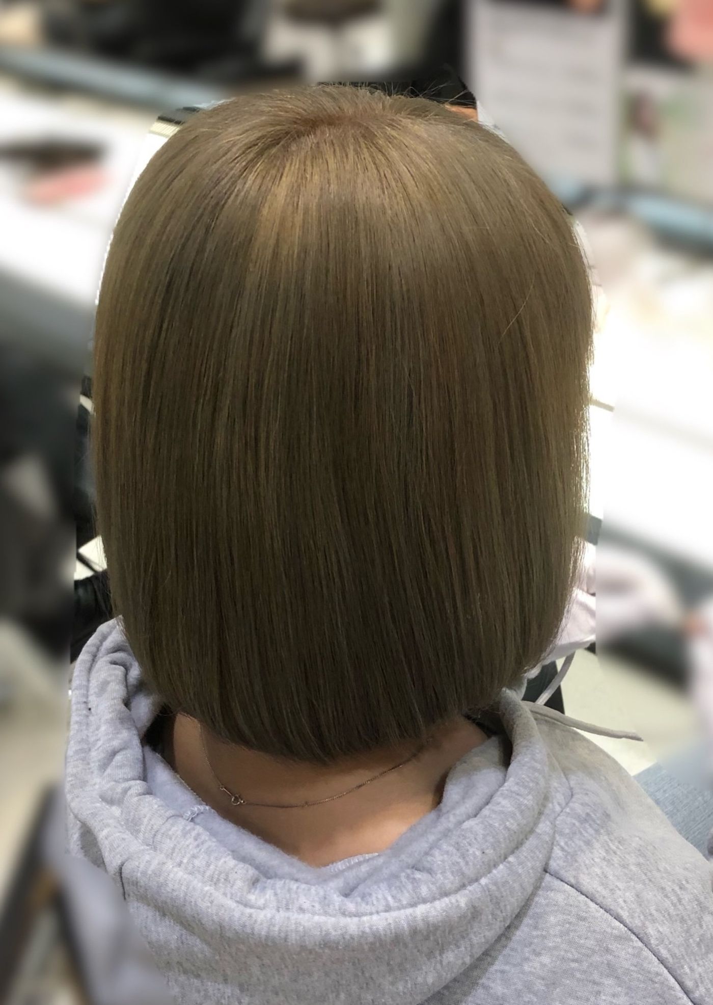 全頭ブリーチでのカーキアッシュ