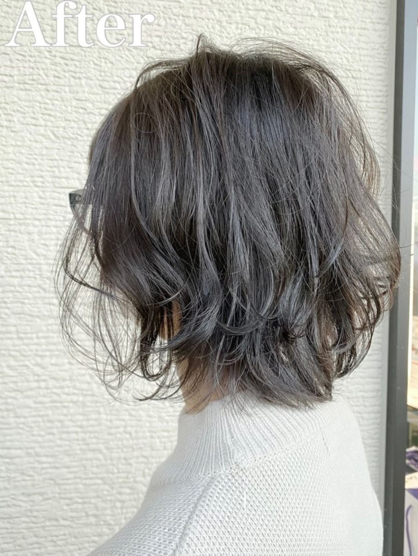 柔らかく透明感のある『グレージュ』