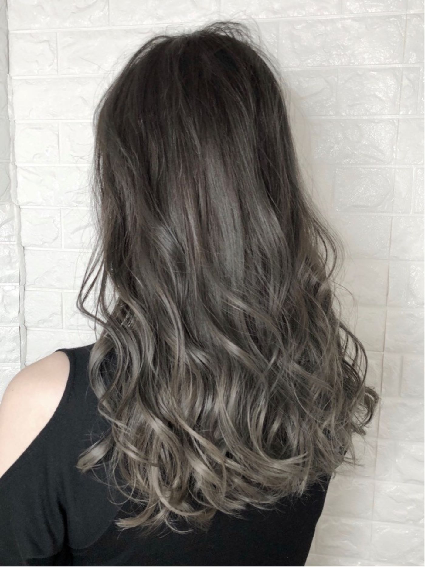 ブルージュ ヘアカラー ブリーチあり Kamigatacmインスピレーションのための髪型画像