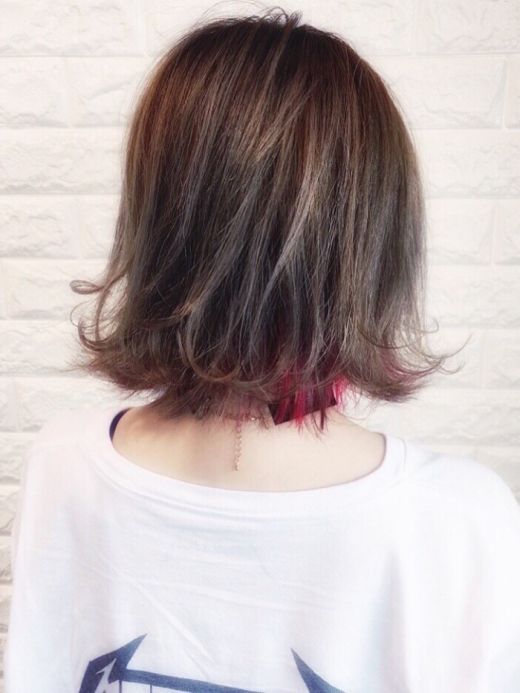 グレーとインナーピンクカラー ヘアカタログ 美容室 Nyny 河原町三条店 江副 桃子 ヘアサロン 美容院 ニューヨークニューヨーク