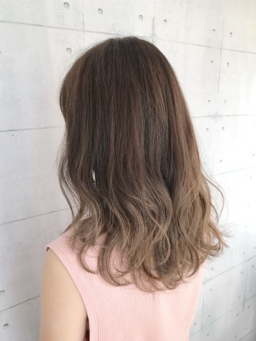 ブリーチあり ナチュラルグラデーション ヘアカタログ 美容室 Nyny 新田辺店 高木 麻知子 ヘアサロン 美容院 ニューヨークニューヨーク ブリーチあり ナチュラルグラデーション ヘアカタログ 美容室 Nyny 新田辺店 高木 麻知子 ヘアサロン 美容院 ニューヨークニューヨーク