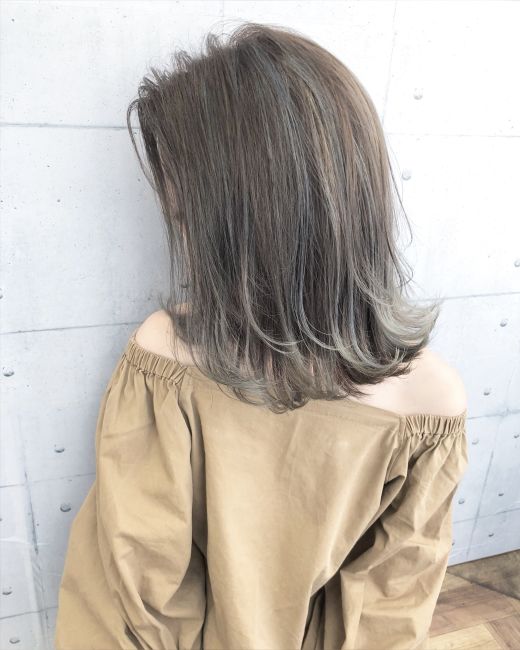 ハイライト グラデーション アッシュグレー ヘアカタログ 美容室 Nyny 松井山手店 打越 裕樹 ヘアサロン 美容院 ニューヨークニューヨーク