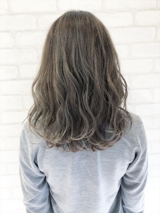 イルミナカラー ハイライト 明るめグレージュ ヘアカタログ 美容室 Nyny 松井山手店 打越 裕樹 ヘアサロン 美容院 ニューヨークニューヨーク