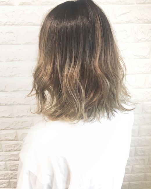 アッシュベージュグラデーション ヘアカタログ 美容室 Nyny 河原町オーパ店 西本 夏美 ヘアサロン 美容院 ニューヨークニューヨーク