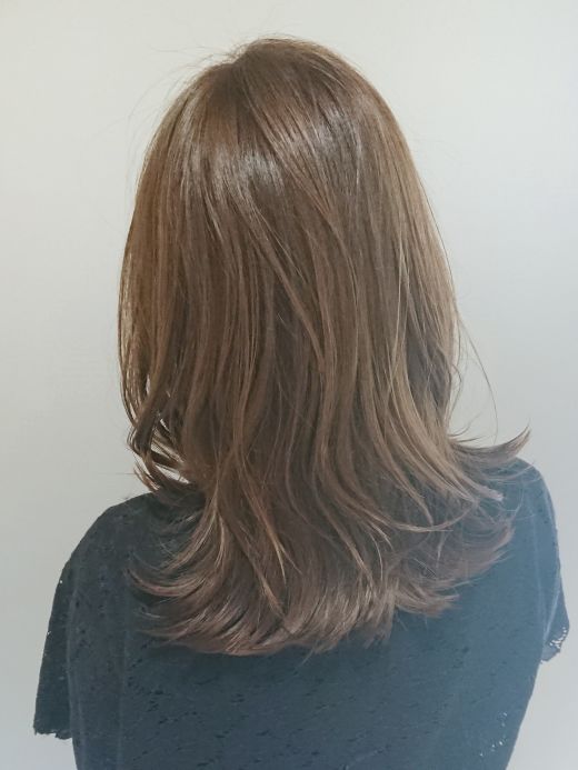 トレンドのレイヤーカットでオシャレに ヘアカタログ 美容室 Nyny 樟葉店 前田 有梨花 ヘアサロン 美容院 ニューヨークニューヨーク