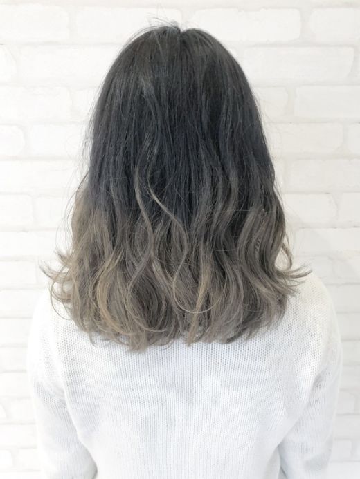 グラデーションカラー アッシュグレー ヘアカタログ 美容室 Nyny 松井山手店 打越 裕樹 ヘアサロン 美容院 ニューヨークニューヨーク グラデーションカラー アッシュグレー ヘアカタログ 美容室 Nyny 松井山手店 打越 裕樹 ヘアサロン 美容院 ニューヨークニューヨーク