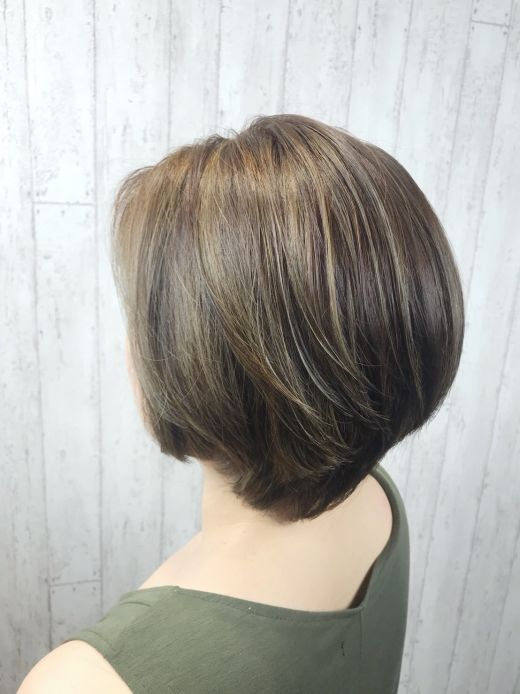 フワッと立体感ショートボブ ヘアカタログ 美容室 Nyny 伏見桃山店 小田 恵 ヘアサロン 美容院 ニューヨークニューヨーク