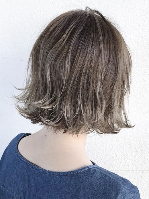 レイヤーを入れた切りっぱなしボブ ハイライトベージュ ヘアカタログ 美容室 Nyny 三宮駅前店 吉敷 航一 ヘアサロン 美容院 ニューヨークニューヨーク レイヤーを入れた切りっぱなしボブ ハイライトベージュ ヘアカタログ 美容室 Nyny 三宮駅前店 吉敷 航一 ヘアサロン 美容院 ニューヨークニューヨーク