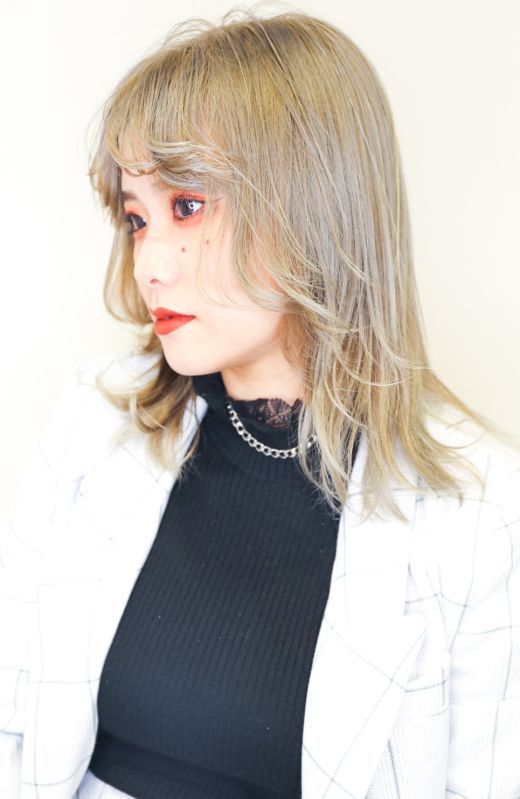 ハニーブロンド ウルフカット ヘアカタログ 美容室 Nyny 三宮駅前店 吉村 桃子 ヘアサロン 美容院 ニューヨークニューヨーク ハニーブロンド ウルフカット ヘアカタログ 美容室 Nyny 三宮駅前店 吉村 桃子 ヘアサロン 美容院 ニューヨークニューヨーク