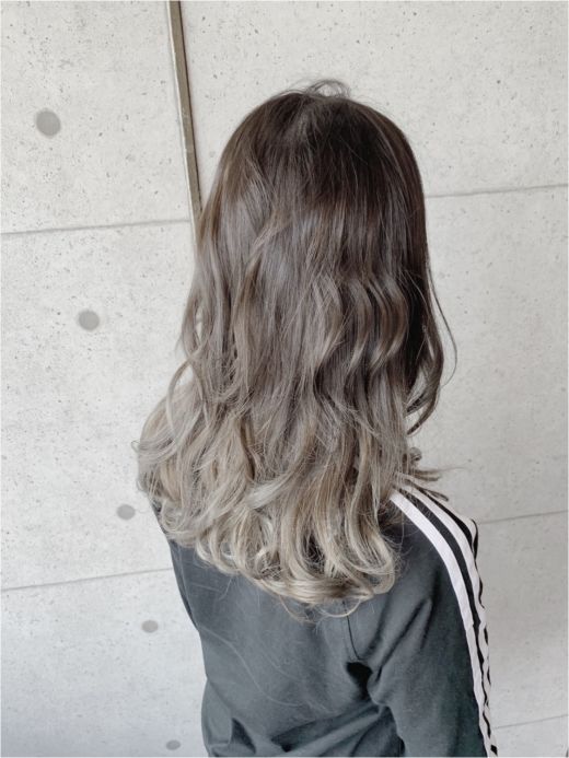 グレージュグラデーション ヘアカタログ 美容室 Nyny 新田辺店 福森 みずき ヘアサロン 美容院 ニューヨークニューヨーク