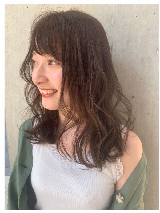 エアリーウェーブ ヘアカタログ 美容室 Nyny Mothers Momoテラス六地蔵店 上原 真央 ヘアサロン 美容院 ニューヨークニューヨーク