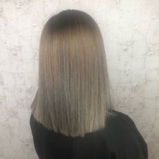 ぶつんとボブ ホワイトグレージュ ヘアカタログ 美容室 Nyny 守口店 清水 理恵 ヘアサロン 美容院 ニューヨークニューヨーク ぶつんとボブ ホワイトグレージュ ヘアカタログ 美容室 Nyny 守口店 清水 理恵 ヘアサロン 美容院 ニューヨークニューヨーク