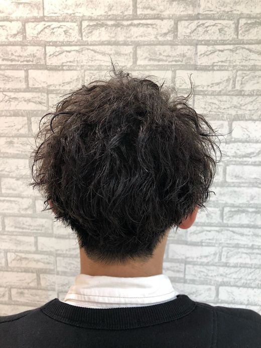 強いくせ毛もチューニングでボリュームとうねりを抑えてナチュラルツイストパーマに ヘアカタログ 美容室 Nyny 寝屋川店 小林 瑠里 ヘアサロン 美容院 ニューヨークニューヨーク 強いくせ毛もチューニングでボリュームとうねりを抑えてナチュラルツイストパーマに ヘアカタログ 美容室 Nyny 寝屋川店 小林 瑠里 ヘアサロン 美容院 ニューヨークニューヨーク