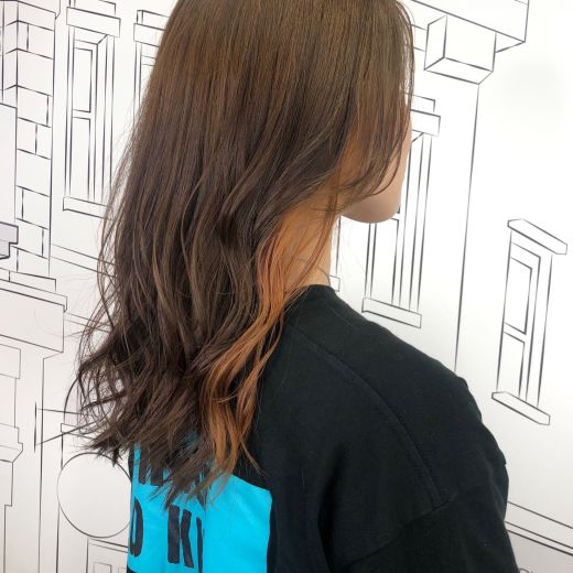 イヤリングカラー オレンジベージュ ヘアカタログ 美容室 Essensuals By Toni Guy 梅田茶屋町店 山本 彩未 ヘアサロン 美容院 ニューヨークニューヨーク イヤリングカラー オレンジベージュ ヘアカタログ 美容室 Essensuals By Toni Guy 梅田茶屋町店 山本 彩未 ヘアサロン 美容院 ニューヨークニューヨーク