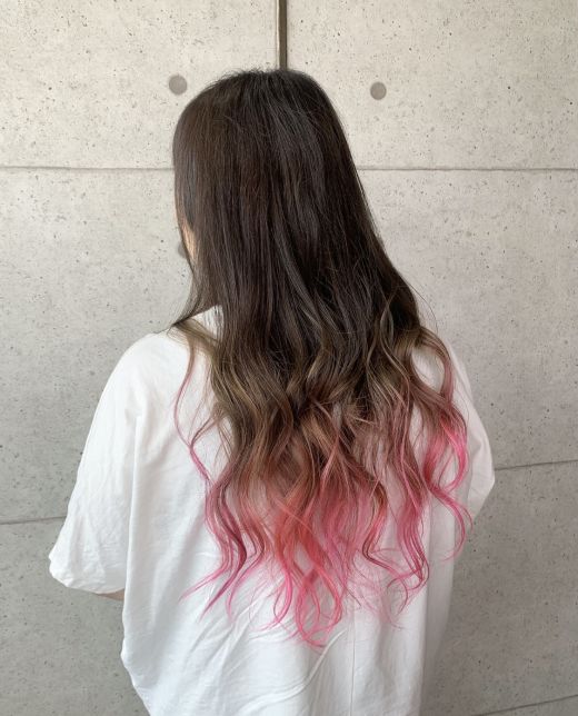 グラデーション ビビットピンク ヘアカタログ 美容室 Nyny イオン高の原店 石垣 舞美 ヘアサロン 美容院 ニューヨークニューヨーク グラデーション ビビットピンク ヘアカタログ 美容室 Nyny イオン高の原店 石垣 舞美 ヘアサロン 美容院 ニューヨークニューヨーク