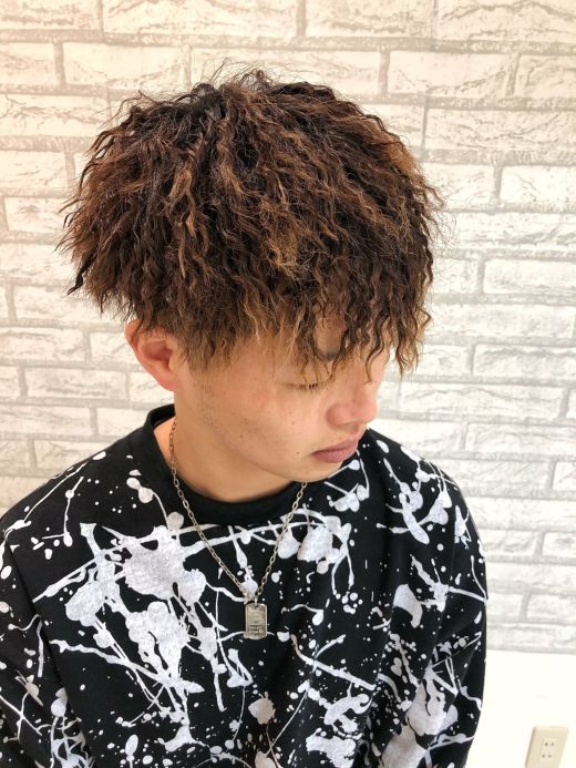 個性派ツイストパーマ ヘアカタログ 美容室 Nyny 寝屋川店 小林 瑠里 ヘアサロン 美容院 ニューヨークニューヨーク 個性派ツイストパーマ ヘアカタログ 美容室 Nyny 寝屋川店 小林 瑠里 ヘアサロン 美容院 ニューヨークニューヨーク