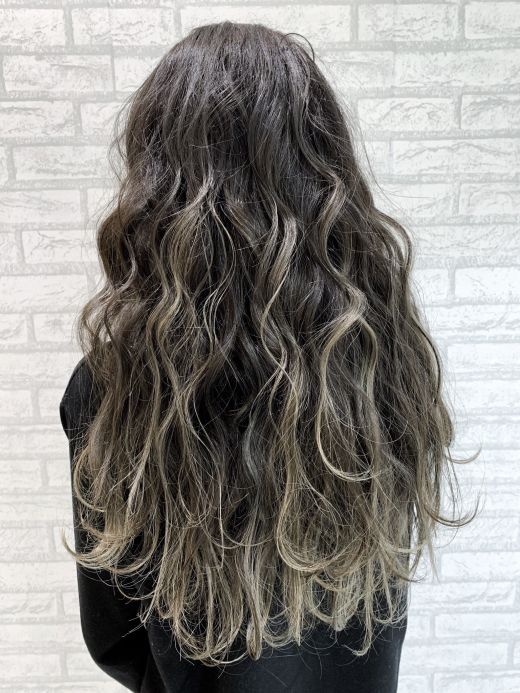 ハイライト ロング ヘアカタログ 美容室 Nyny 寝屋川店 宮田 健吾 ヘアサロン 美容院 ニューヨークニューヨーク ハイライト ロング ヘアカタログ 美容室 Nyny 寝屋川店 宮田 健吾 ヘアサロン 美容院 ニューヨークニューヨーク