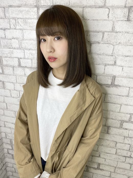 ミディアムのストレートワンレンボブ ヘアカタログ 美容室 Nyny 姫路本店 藤城 建太 ヘアサロン 美容院 ニューヨークニューヨーク