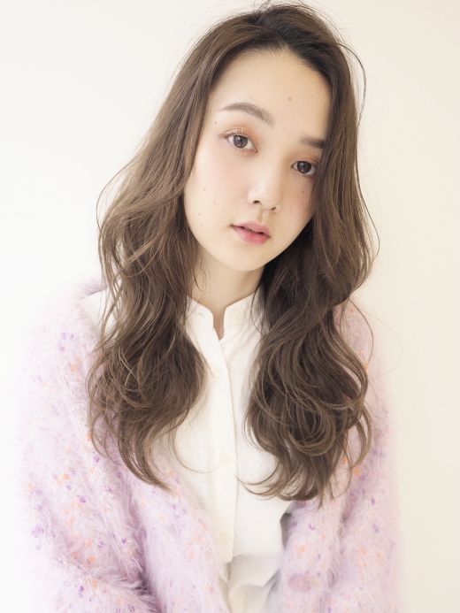 カジュアル可愛い春ロング ヘアカタログ 美容室 Nyny 三宮駅前店 桑原 日花理 ヘアサロン 美容院 ニューヨークニューヨーク