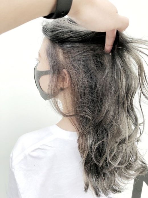 アッシュグレー インナーベージュカラー ヘアカタログ 美容室 Nyny ピオレ姫路店 駒場 笙 ヘアサロン 美容院 ニューヨークニューヨーク アッシュグレー インナーベージュカラー ヘアカタログ 美容室 Nyny ピオレ姫路店 駒場 笙 ヘアサロン 美容院 ニューヨークニューヨーク
