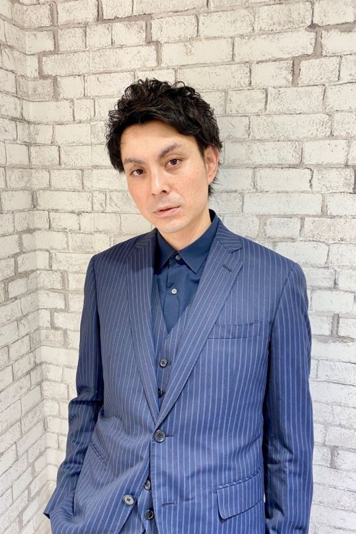 40代 スーツに似合う爽やかさと男らしさを兼ね備えたメンズショート ヘアカタログ 美容室 Nyny 姫路本店 藤城 建太 ヘアサロン 美容院 ニューヨークニューヨーク