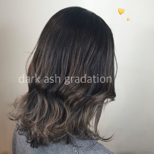 ダークアッシュグラデーション ヘアカタログ 美容室 Nyny 河原町三条店 出口 彩夏 ヘアサロン 美容院 ニューヨークニューヨーク ダークアッシュグラデーション ヘアカタログ 美容室 Nyny 河原町三条店 出口 彩夏 ヘアサロン 美容院 ニューヨークニューヨーク