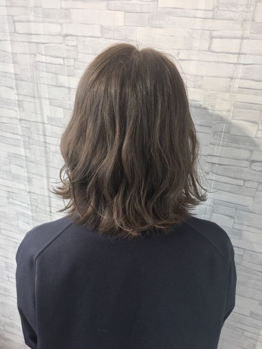 イルミナカラー アッシュベージュのくせ毛風ボブ ヘアカタログ 美容室 Nyny 松井山手店 足立 磨咲 ヘアサロン 美容院 ニューヨークニューヨーク イルミナカラー アッシュベージュのくせ毛風ボブ ヘアカタログ 美容室 Nyny 松井山手店 足立 磨咲 ヘアサロン 美容院 ニューヨークニューヨーク