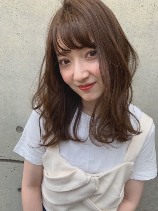 エアリーウェーブヘア ヘアカタログ 美容室 Nyny Mothers Momoテラス六地蔵店 上原 真央 ヘアサロン 美容院 ニューヨークニューヨーク