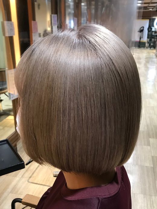 ホワイトミルクティーベージュ ヘアカタログ 美容室 Nyny 樟葉店 奥野 洸也 ヘアサロン 美容院 ニューヨークニューヨーク