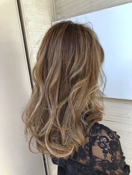 ハイライトベージュ ヘアカタログ 美容室 Nyny 南草津店 田西 基彦 ヘアサロン 美容院 ニューヨークニューヨーク ハイライトベージュ ヘアカタログ 美容室 Nyny 南草津店 田西 基彦 ヘアサロン 美容院 ニューヨークニューヨーク